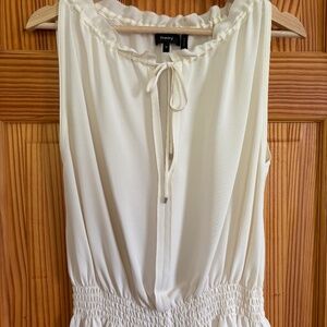 Theory Dezzie Classic Silk top